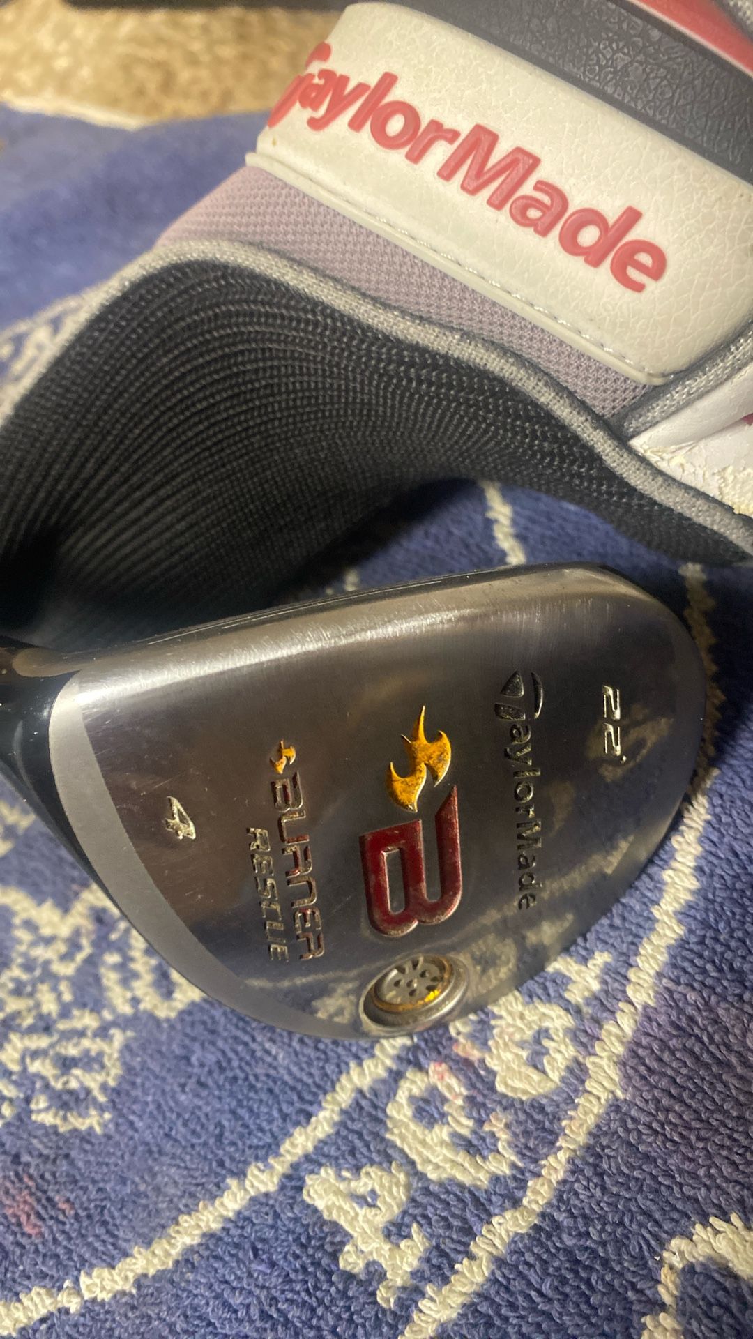 Left Handed Taylormade #4 Hybrid Golf Club