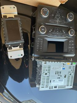 4” Sync Screen And Headunit For Ford Fusion