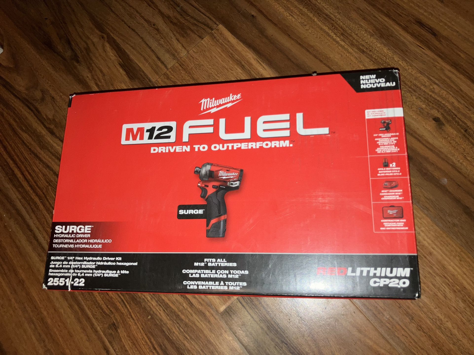 Milwaukee M12 Fuel Surge 1/4 Hex Drill Kit