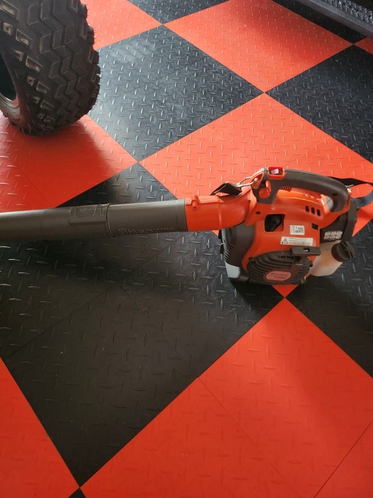 Leaf Blower