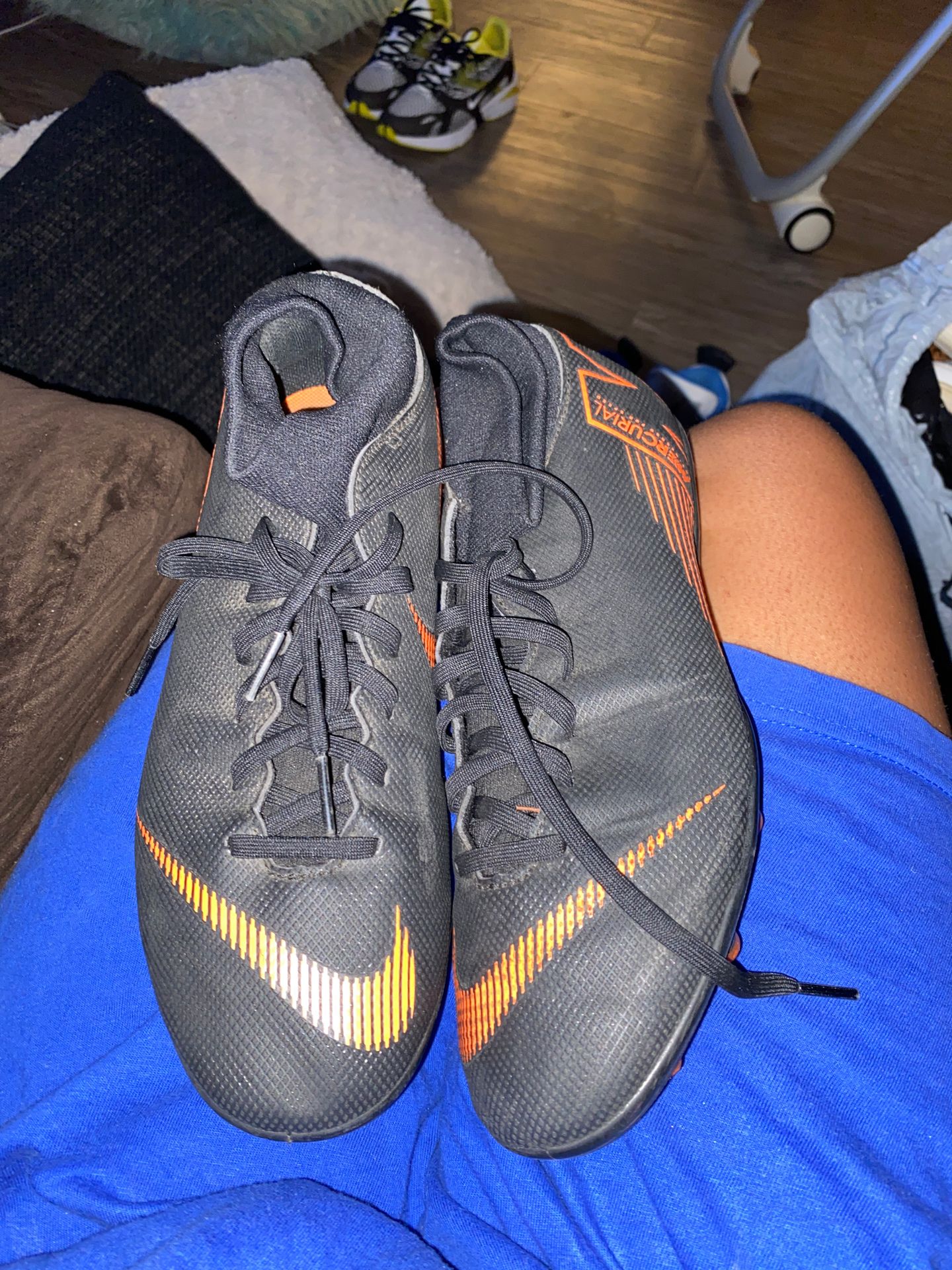 Soccer cleats