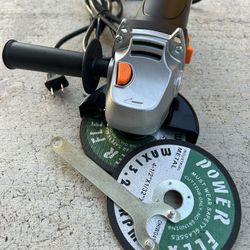 New Slide Switch 4-1/2 Angle Grinder (includes 2 Grinding Wheels)