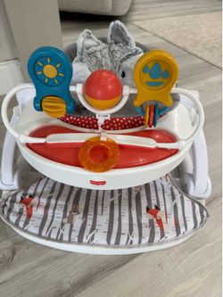 Baby sit up seat for feeding and play