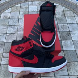 Jordan 1 Satin bred’