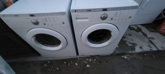 LG Washer And Dryer 
