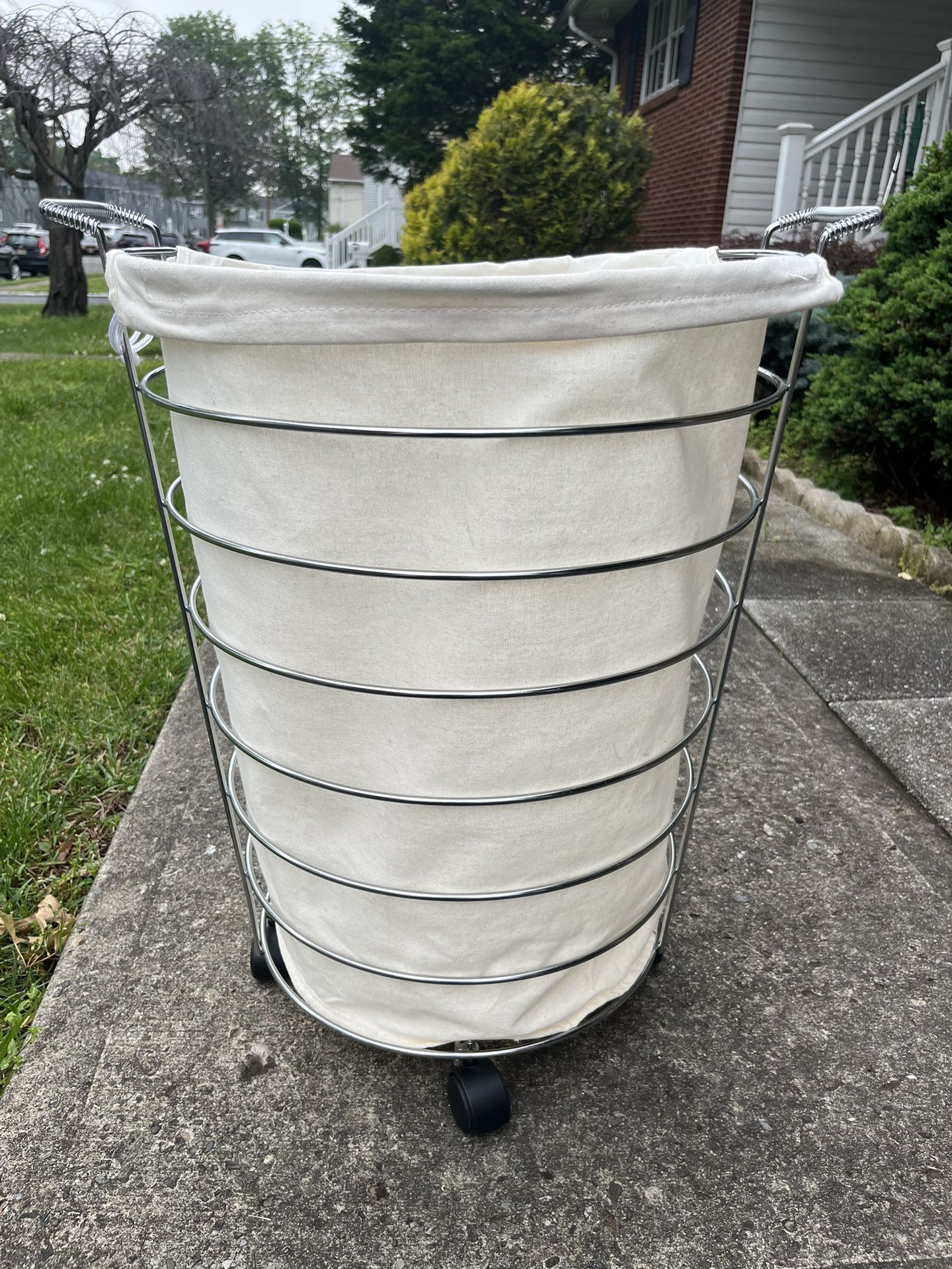 Stainless Steel Laundry Basket With Wheels