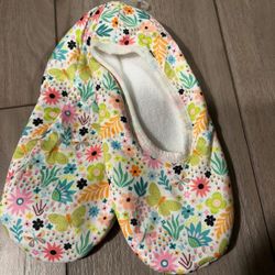 Womens Slippers 