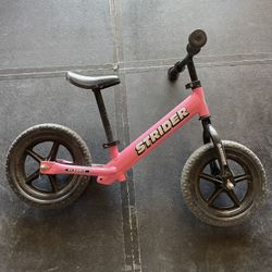 Strider Balance bike 