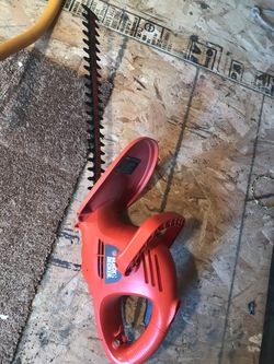 Black&Decker trees cuter