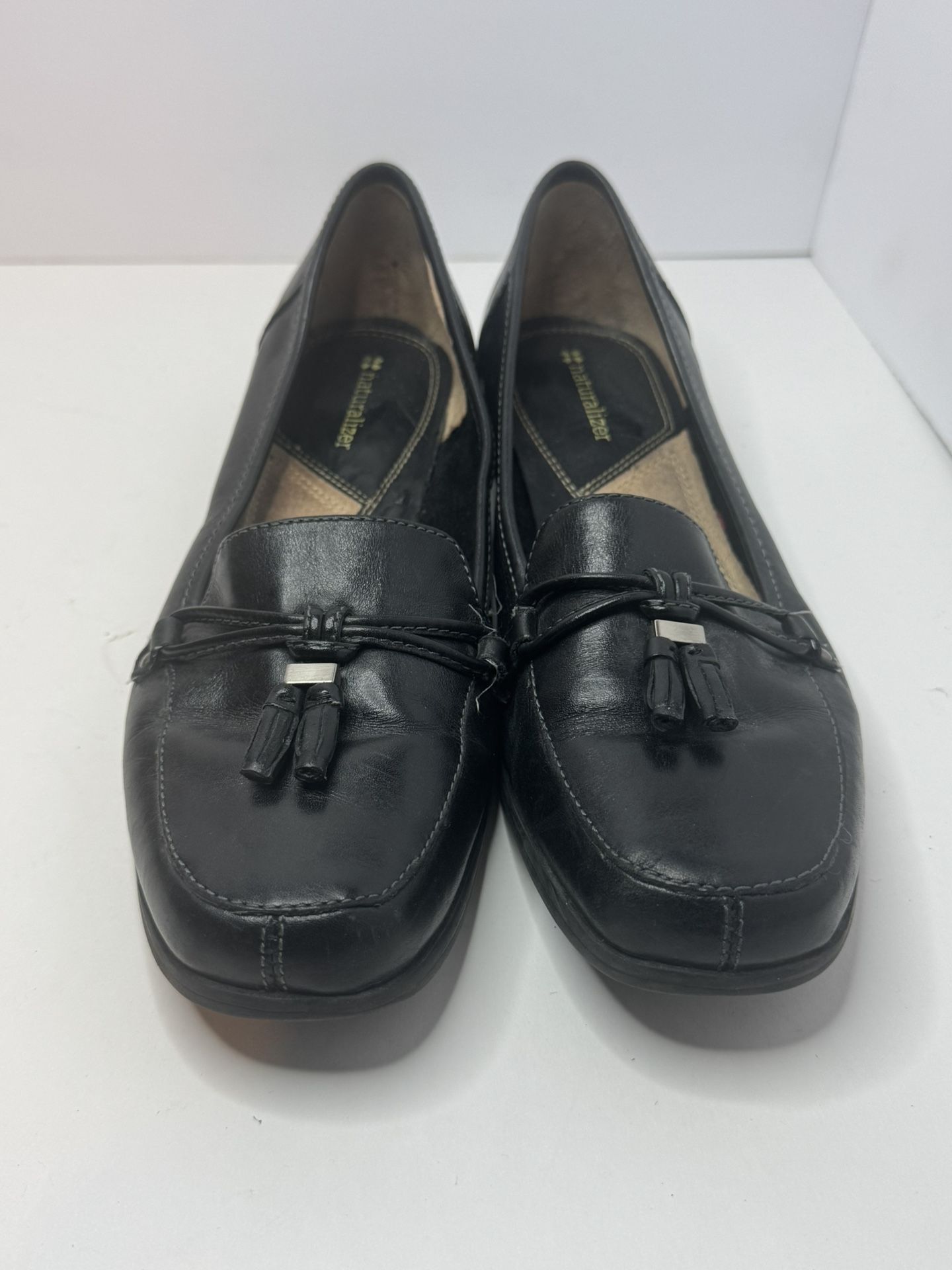Naturalizer 'Clio' Black Leather Loafers Size 9M