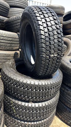 LT 275/65R18 Goodyear vendo 4 llantas con 95% de vida