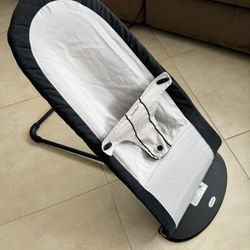 Baby Bjorn bouncer