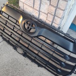 2022 2023 2024 TOYOTA TUNDRA SR CREW MAX DBL CAB GRILLE OEM LIMITED 531010C110