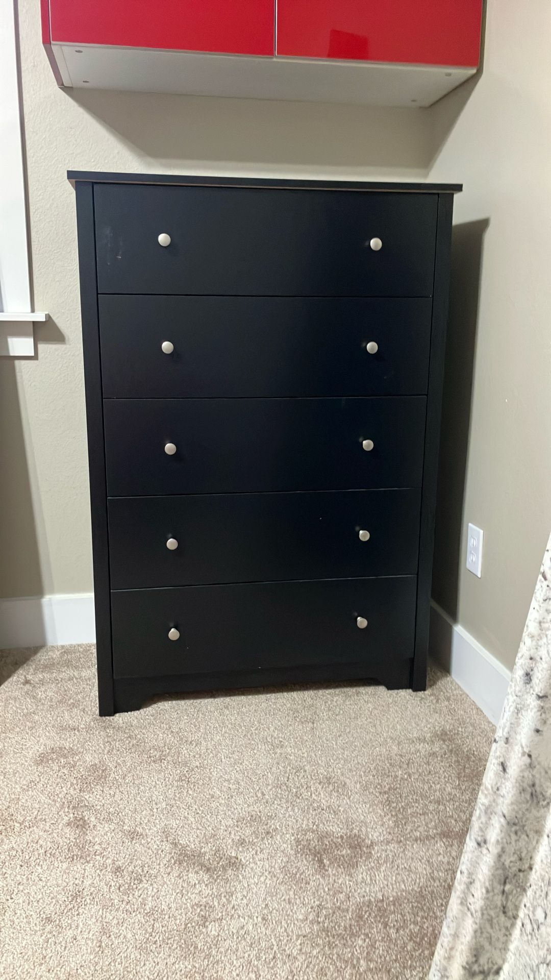 Black 5-Drawer Dresser