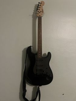 Squier Bullet Stratocaster HSS Hardtail Limited-Edition Electric Guitar With Black Hardware Black Metallic