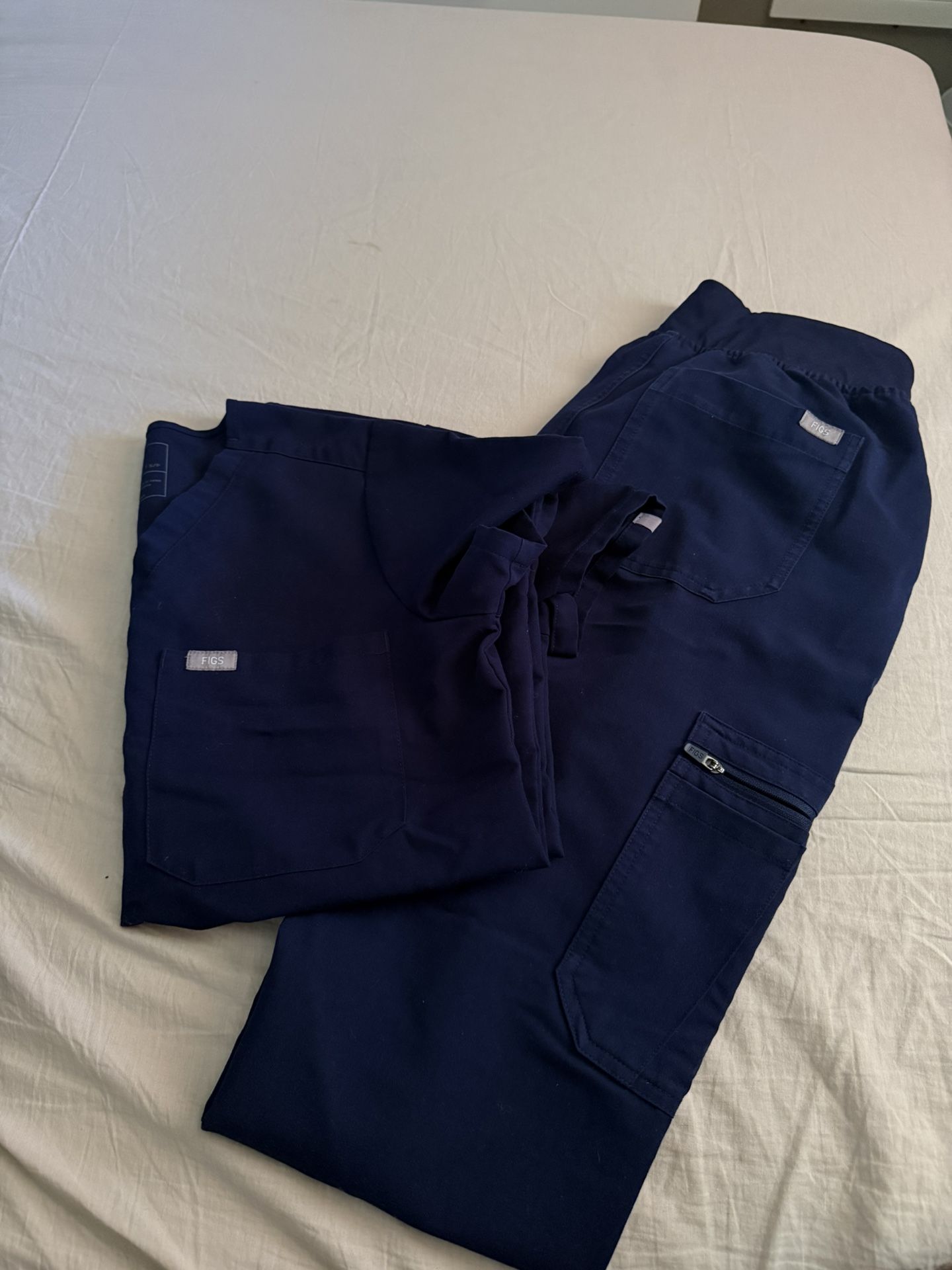 Figs Scrub Set