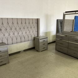 New Beige Bedroom Set (King/Queen)