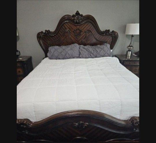 California King Solid Wood Crafted Bed