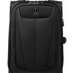 TravelPro Carryon Crew Black Spinner Suitcase NEW