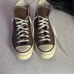 Chuck Taylor Brown Converse