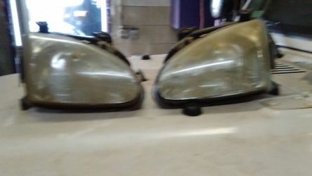 1993 Honda del Sol headlights