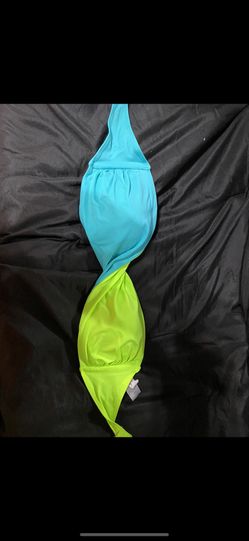2 XL women bikini tops
