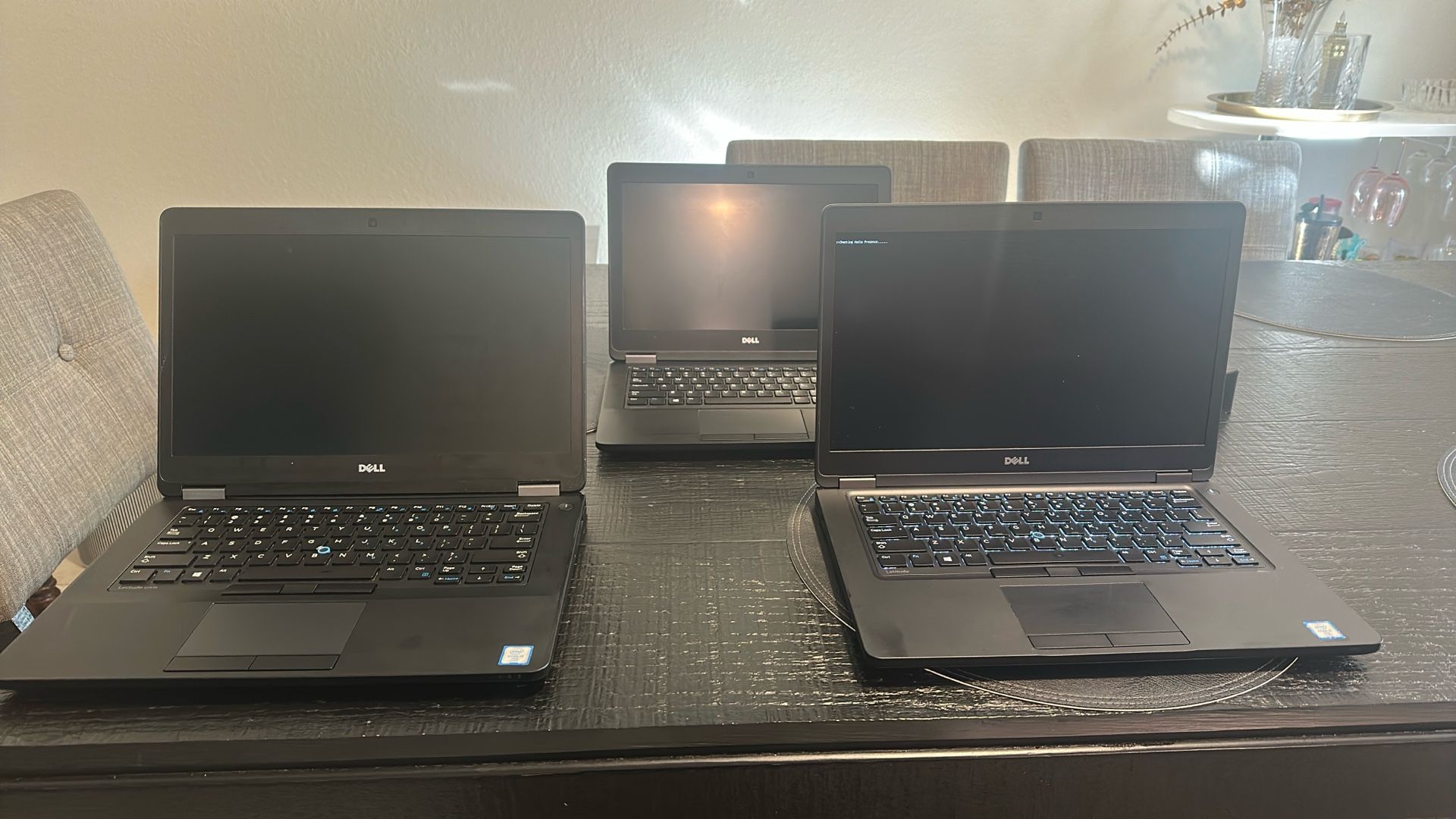 Laptops Dell No Chargers Included