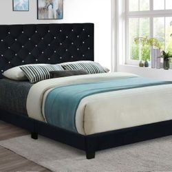 Brand New Queen Bed Frame with Mattress / Cama Queen con Colchón Nueva a Estrenar … Delivery 🚚 