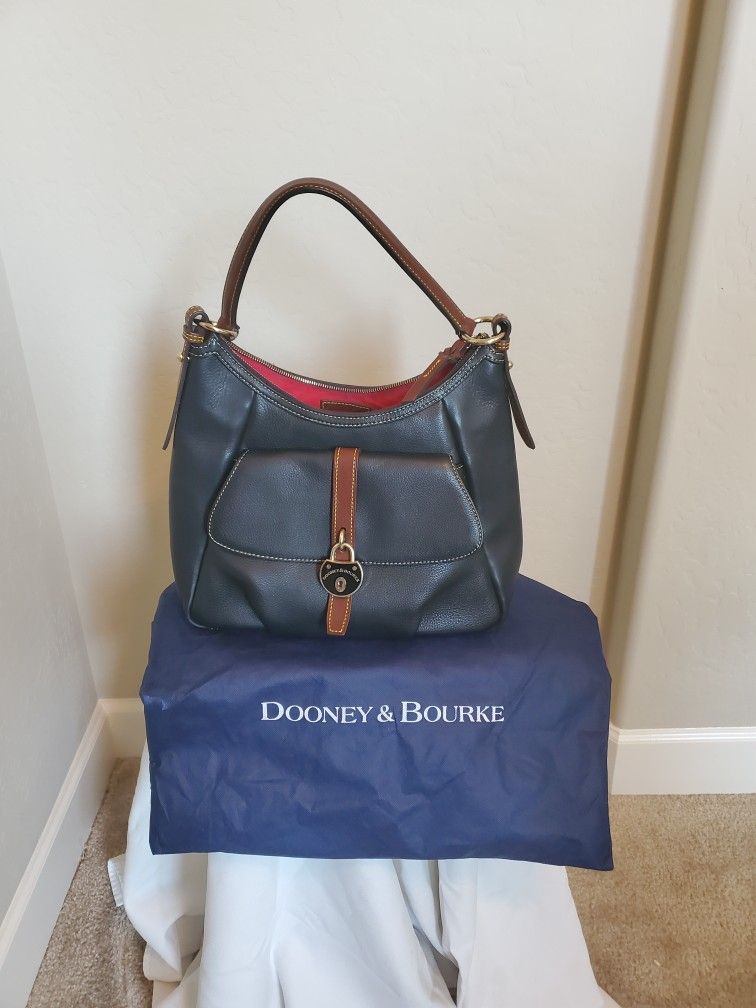 Dooney & Bourke Purse