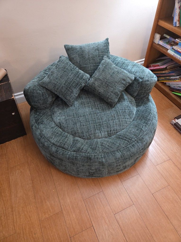 Small Temu Couch Chase Lounge