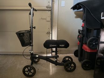 knee scooter 