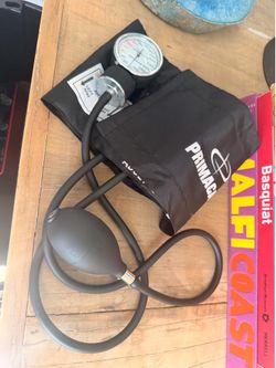 Primacare Aneroid Sphygmomanometer Blood Pressure Cuff