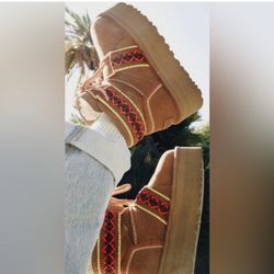 UGG CLASSIC MINI II BRAID PLATFORM WOMENS BOOTS CHESTNUT SUEDE WOOL