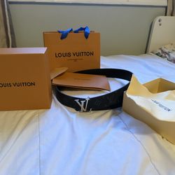 Louis Vuitton LV Initiates 35mm Reversible Belt Size 90/36