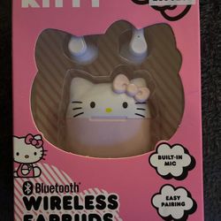 Hello Kitty, earbuds