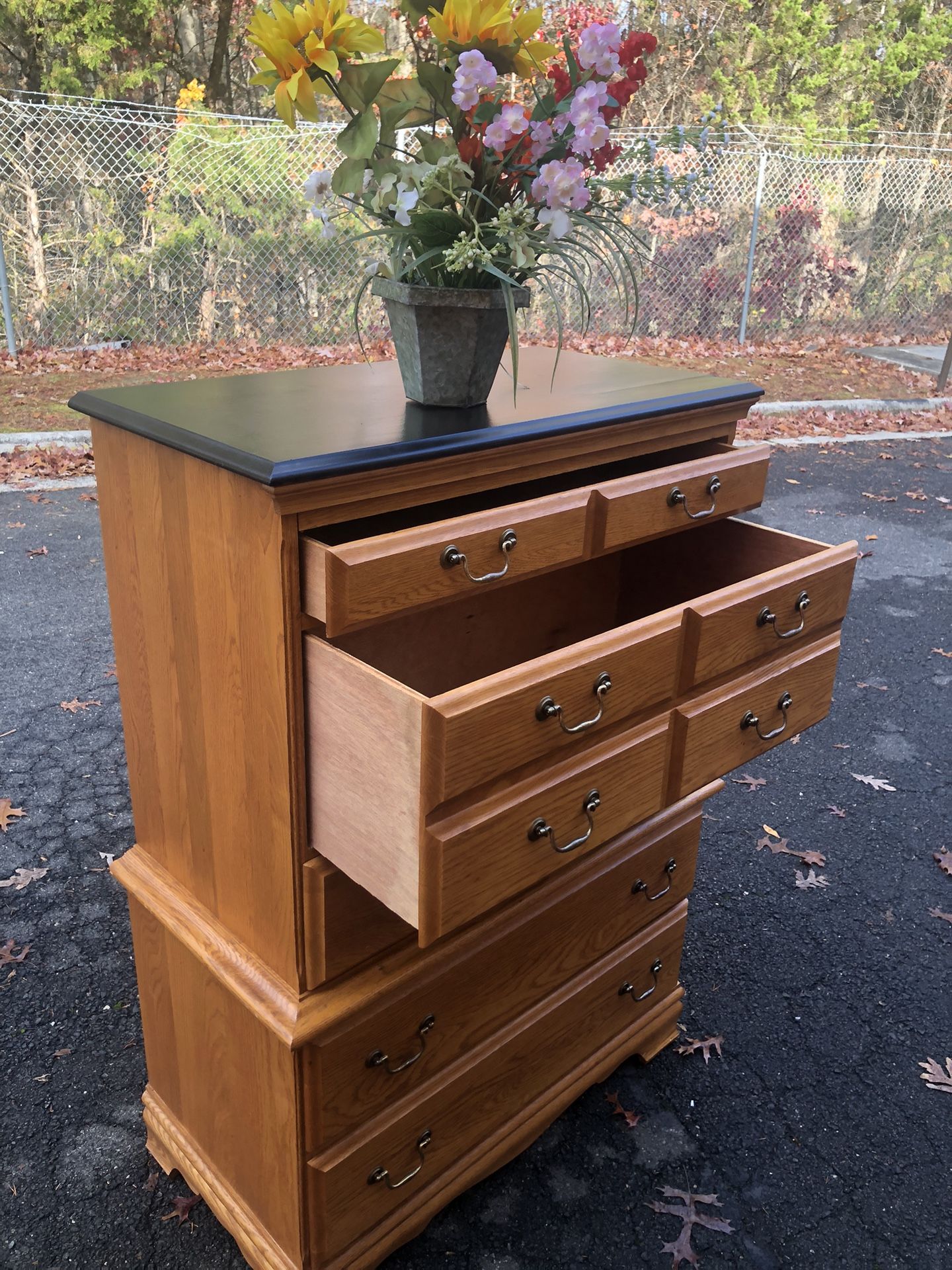 Real Wood Tall Chest With Big Drawers. Drawers Sliding Smoothly. Delivery Available 