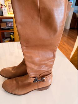 👢 Via Spiga Women’s Boots – Size 8 (Pre-Owned)