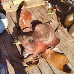 Western Horse Saddle 