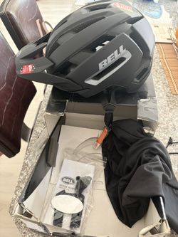 Brand New Bell Mountain Bike Helmet Large