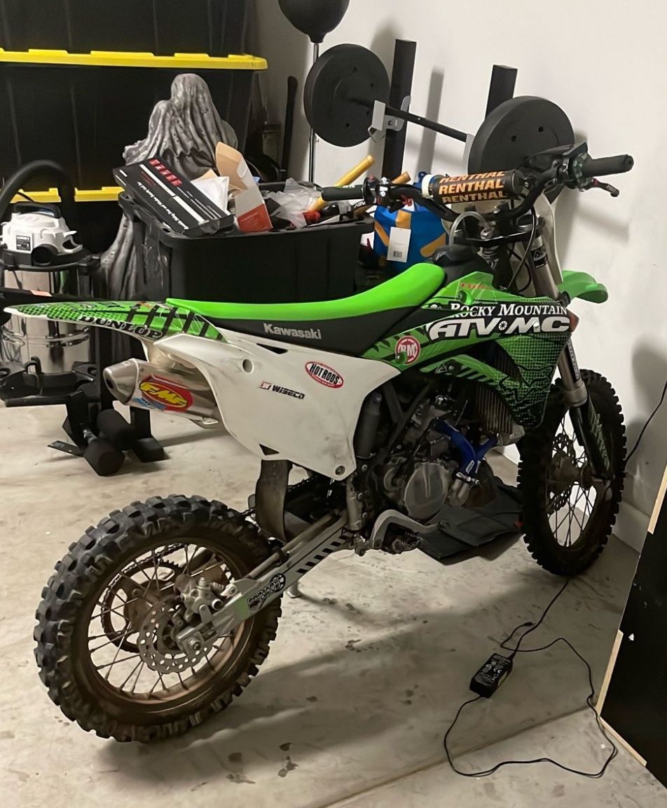 Kx85