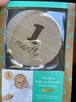 Month baby props