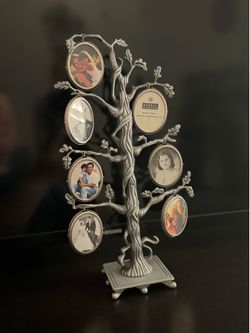 Metal Tree Photo Frame