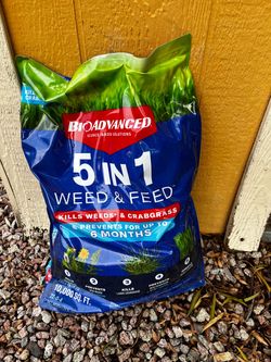 Weed control lawn fertilizer
