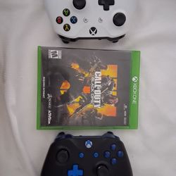 Xbox One 500GB, 2 wireless Controllers, and Black OPs 4 