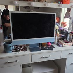 IMac GREAT CONDITION barley Used 