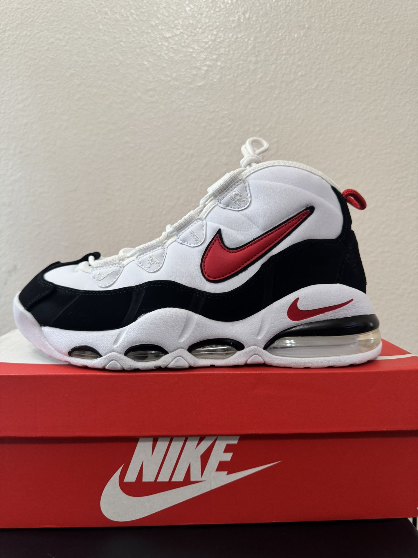 Nike Air Uptempo 95 Chicago OG Size: 8.5 Mens (VNDS/Worn Once) Like New