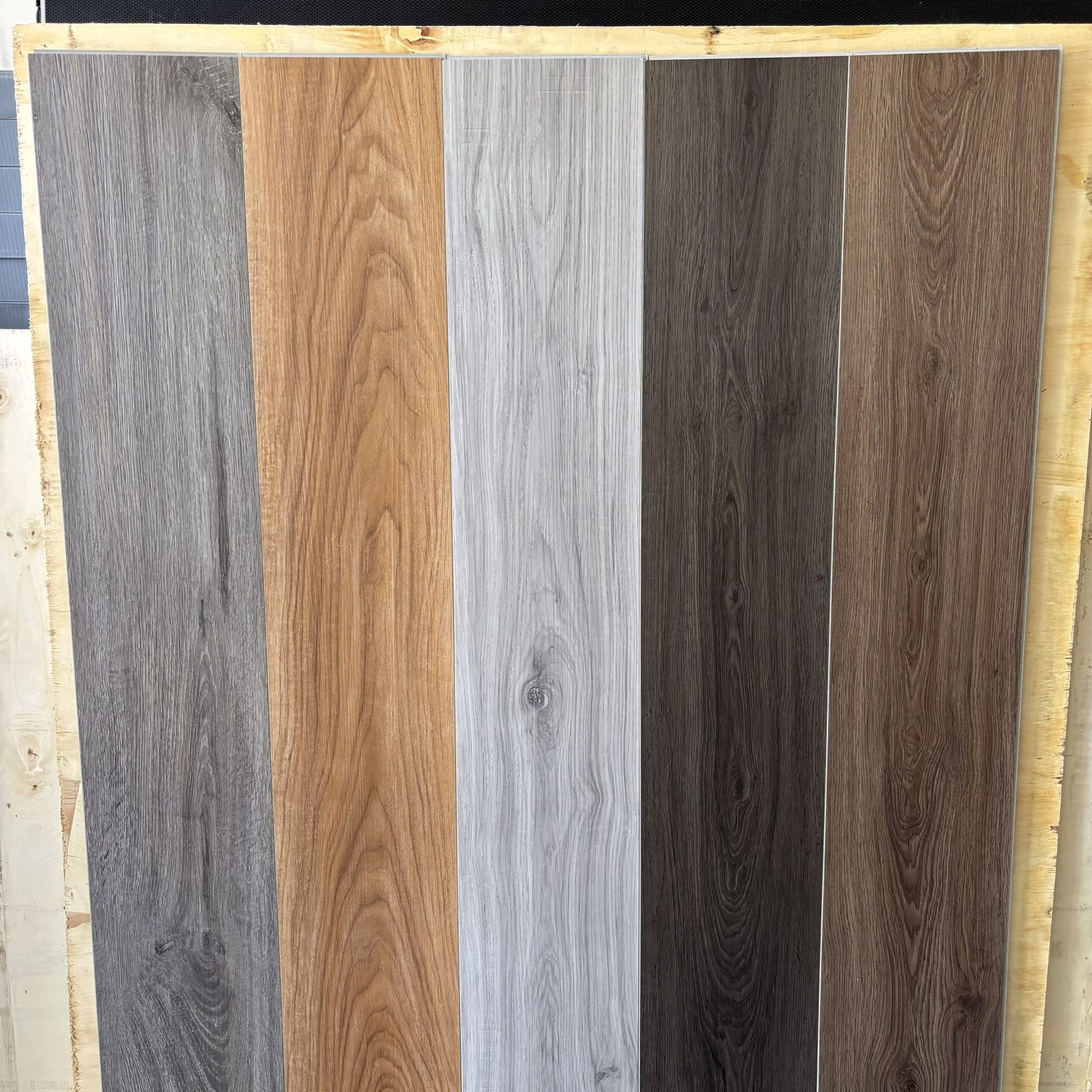 SALE!! Waterproof LVP Flooring - NEW Luxury Vinyl Plank