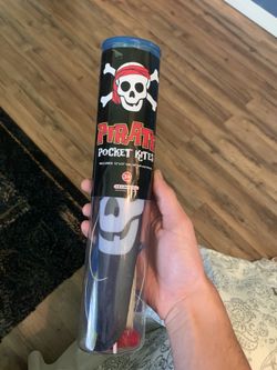 Pirate pocket kite