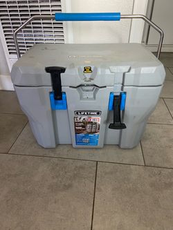 Lifetime 28-Quart Hard Cooler