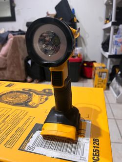 Dewalt lámpara de mano